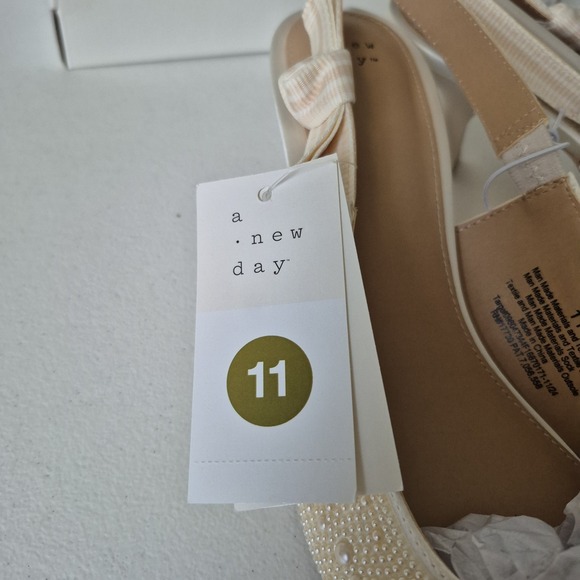 A New Day Shoes Womens Size 11 ivory‎ Milan Heel Slingback New in Box - Picture 9 of 9